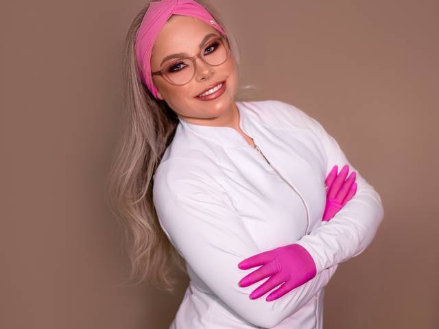 Studio de MIRELA CARVALHO