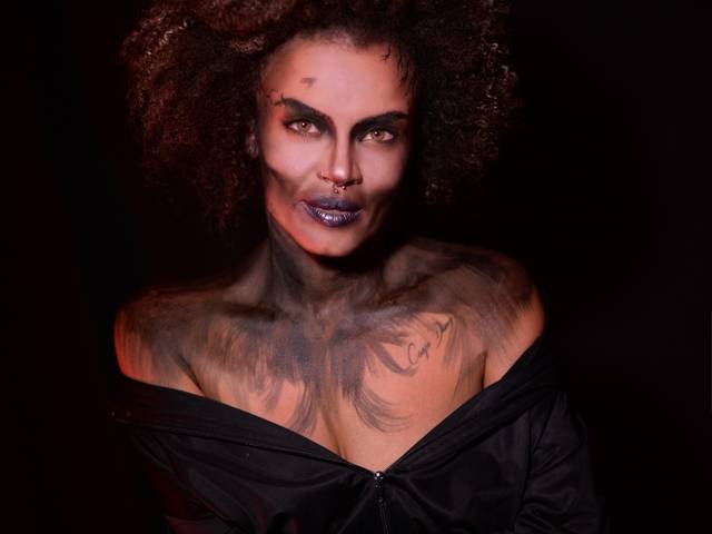 Studio de DÉBORA LAURINDO