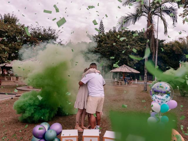 Gestantes de CHÁ REVELAÇÃO | ISAAC