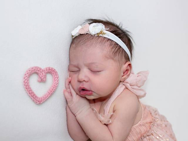 Newborn de ENSAIO NEWBORN | PRIMEIRO DIAS ESTER 