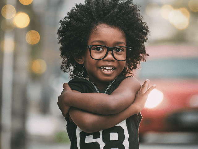 Projeto Meu Cabelo Crespo, Minha Raiz de AKIN 3 ANOS