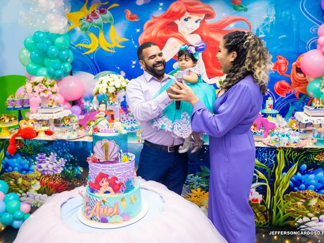 Infantil e Família de A sereia Ariel | Meu 1 Ano