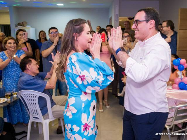 Gestante de Chá Revelação - Raíssa e André - Maria Laura