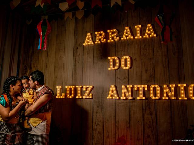 Infantil e Família de Arraiá do Luiz Antônio - 1 Ano