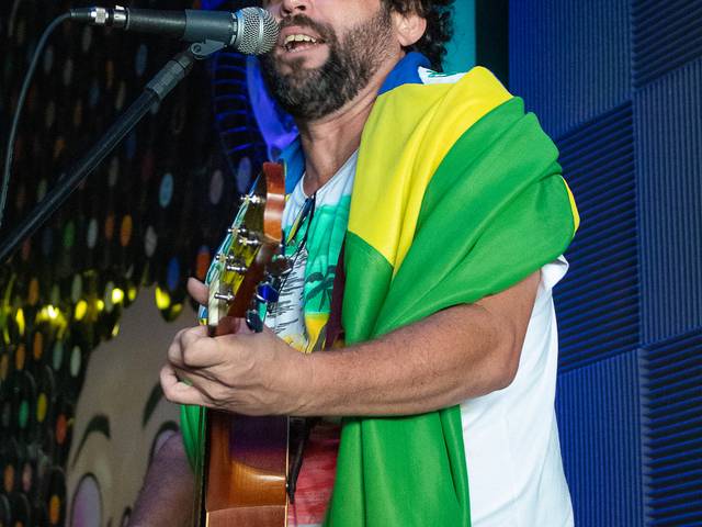 Ensaios de Lata Velha Rock Bar