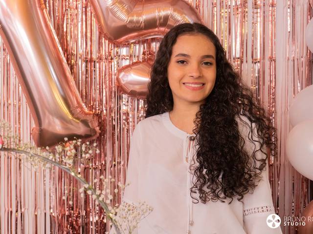 15 ANOS de Amanda Gonçalves