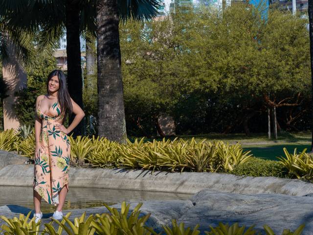 Ensaio Debutante de Mariana XV - Save the Date