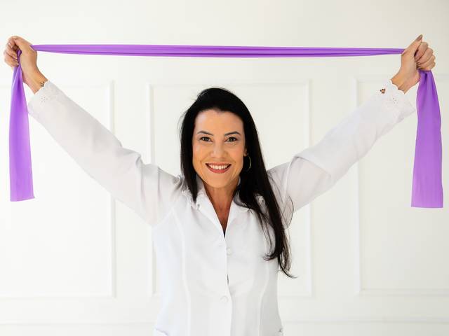 Corporativo de Ricelly Gouveia: Fisioterapeuta