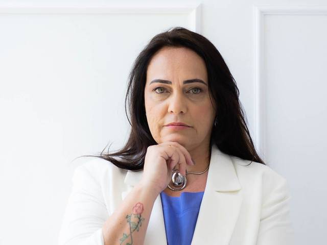 Corporativo de Alessandra Rodrigues: Advogada