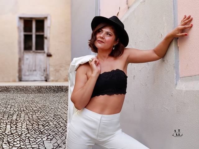 Produções Ana Luar Vaz de Cristina