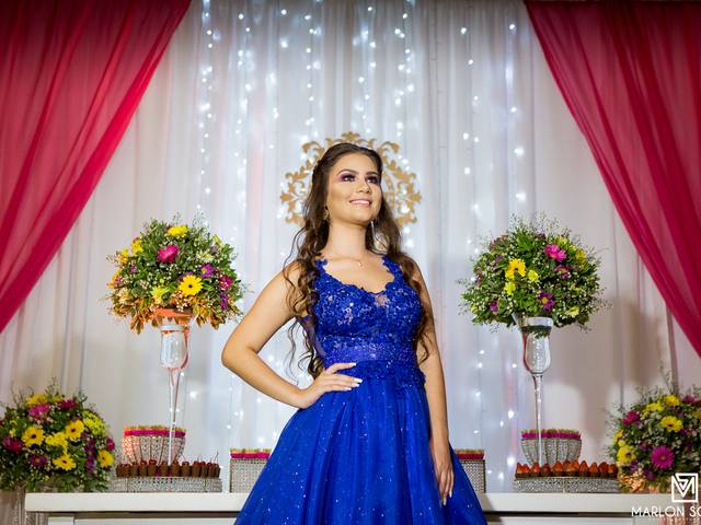 15 ANOS de ISABELLA 16 ANOS
