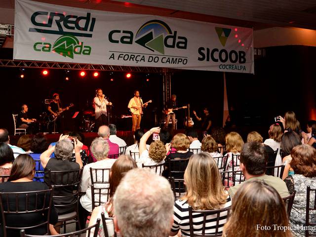 Show de Show Luciana Mello e Jair Oliveira