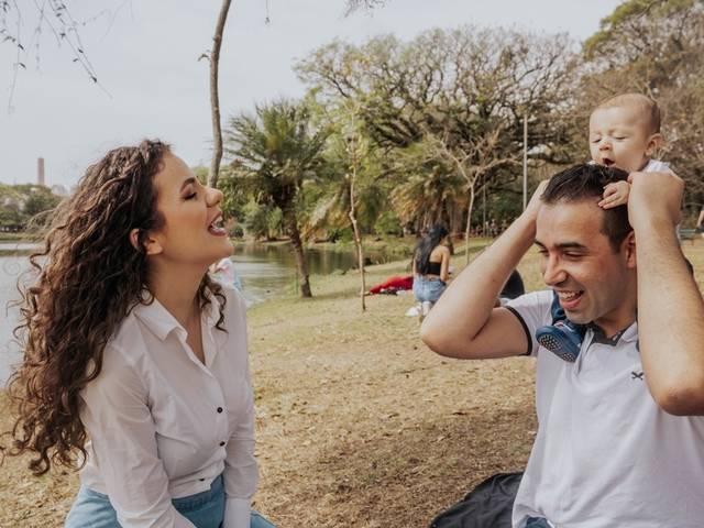 Famílias & Lifestyles de Noah & Família
