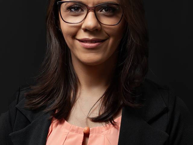 Retratos Profissionais de Mariana Becker