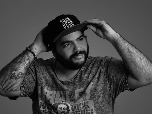 Retratos Profissionais de Carlos Cepê - Músico