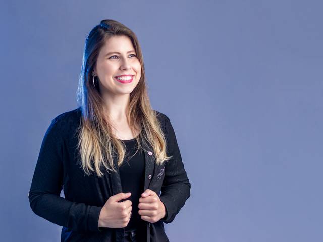 Retrato Empresarial de Isabella