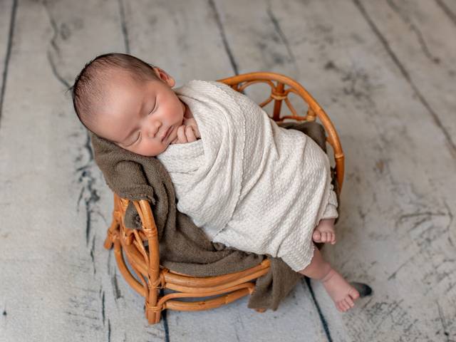 NEWBORN of Clermont Newborn Photographer
