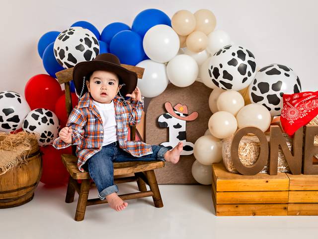 CAKE SMASH of Orlando Smash the Cake Photographer