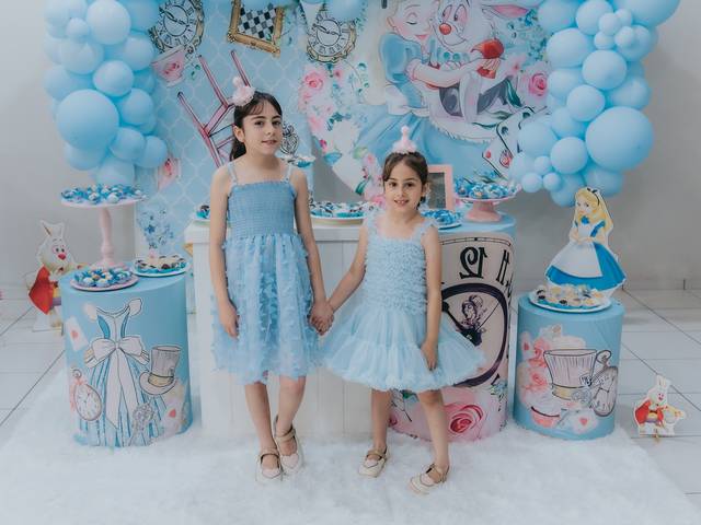 ANIVERSÁRIO INFANTIL de Aniversario Valquiria e Larissa