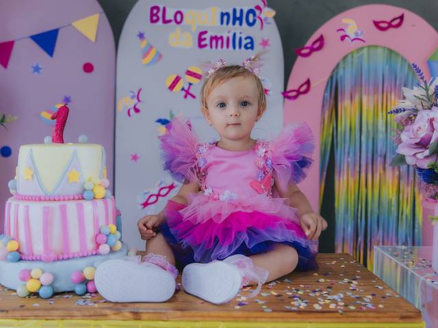 ANIVERSÁRIO INFANTIL de EMILIA 1 ANO