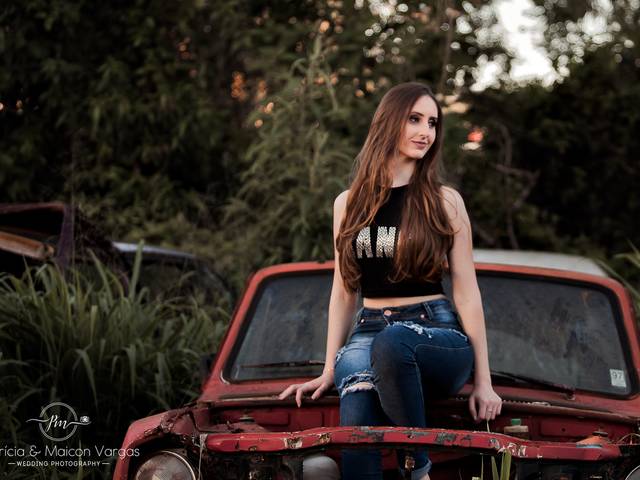 ENSAIOS I FEMININOS de Ana Caroline 