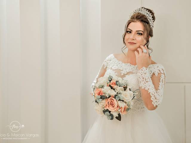 EDITORIAL NOIVAS de  Vanessa Pellegrini