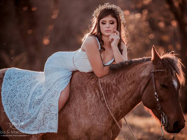 ENSAIOS I FEMININOS de Eloisa 