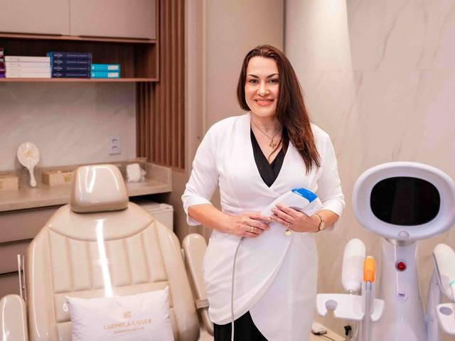 Corporativos de Dra. Ludmila Coser 