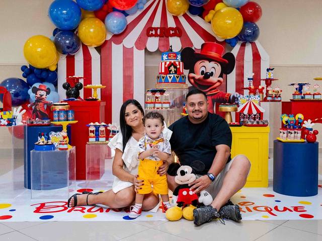 Aniversários de Bruno Henrique - 1 Aninho