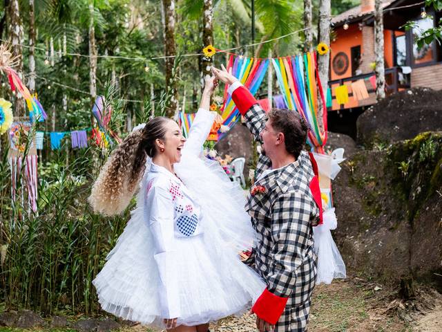 Casamentos de Noivado ARRAIADO - Marina e Pietro