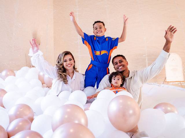 Aniversários de Louise - 1 Aninho & Noah - 6 Anos