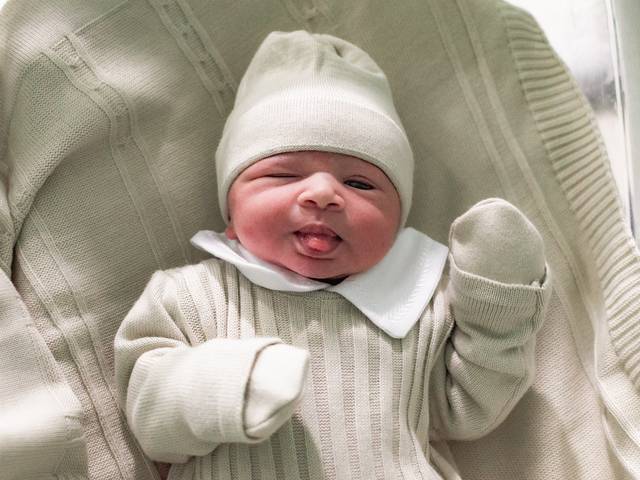 NASCIMENTOS de Fotografias de nascimento cercado por fé e emoção