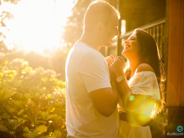 Pré Casamento de Nathália e Bruno - Ensaio pré casamento na livraria e colônia Witmarsun