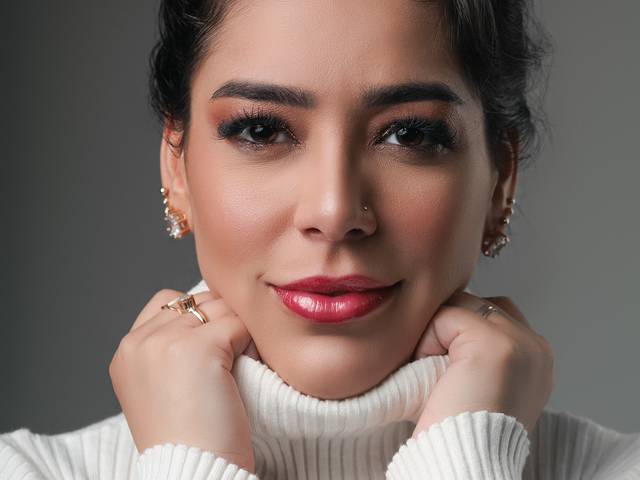 Retrato de Studio Aline Costa