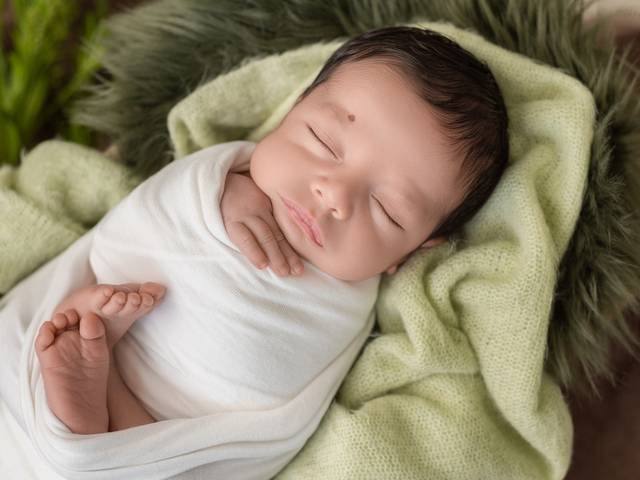 Newborn de Sessão Newborn do Enzo | Fotografia de Recém-Nascido no Algarve