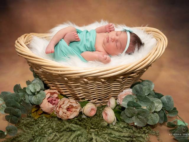 Newborn of Isabella
