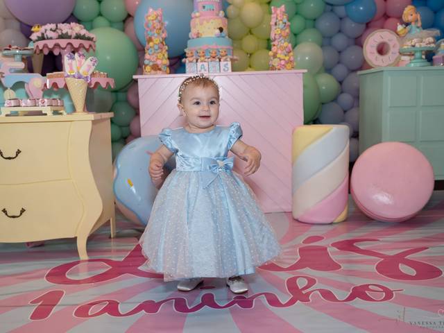 Party & Birthdays of Lais