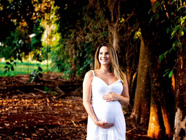 Gestante de Alyne e Léo