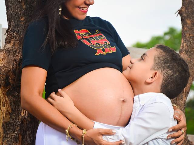 Gestante de A espera de Maria Luíza