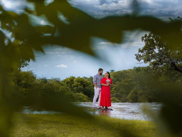 Ensaio Pré Casamento de Cachoeira da Bica | Pré-Wedding de Kamilla & Sudário