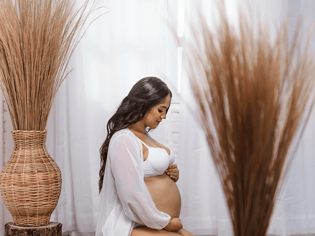 Ensaio estúdio  de Grávidos Iolanda e Junior 