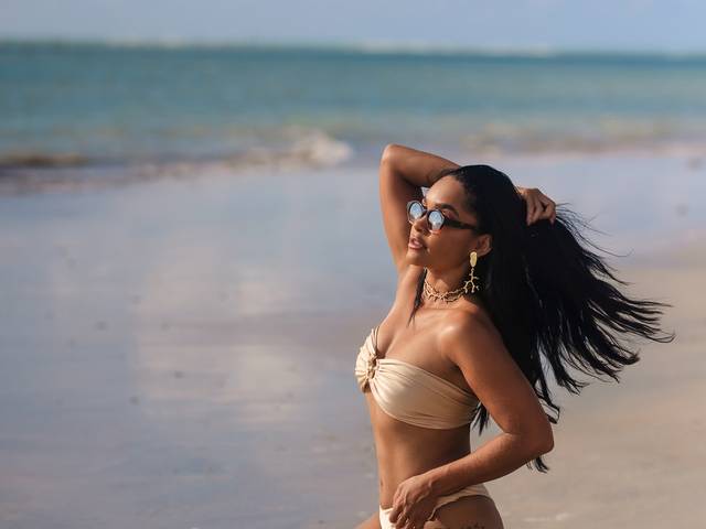 Ensaio pessoal na praia de Ensaio femino na praia Lorrane