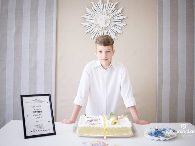 Eventos Religiosos de Recepção Confirmação Adrian 