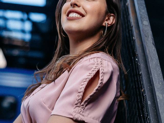 Retratos de MAYSA MORETI