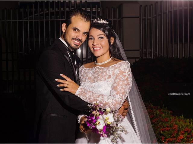 Casamentos de Rebeca e Max