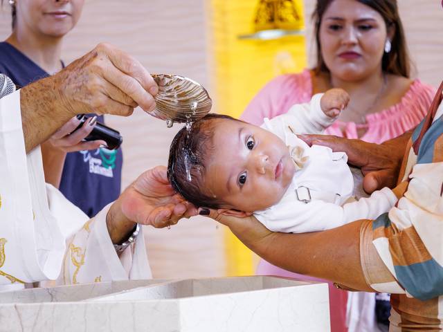 Batismo de Batismo do Noah