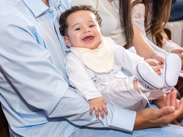 Batismo de O Batismo do pequeno Theo – Um dia de fé e bênçãos
