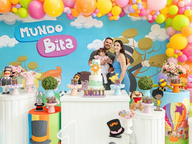 Aniversários de Maria Eduarda celebra seu primeiro aninho com uma linda festa no Buffet Brelele