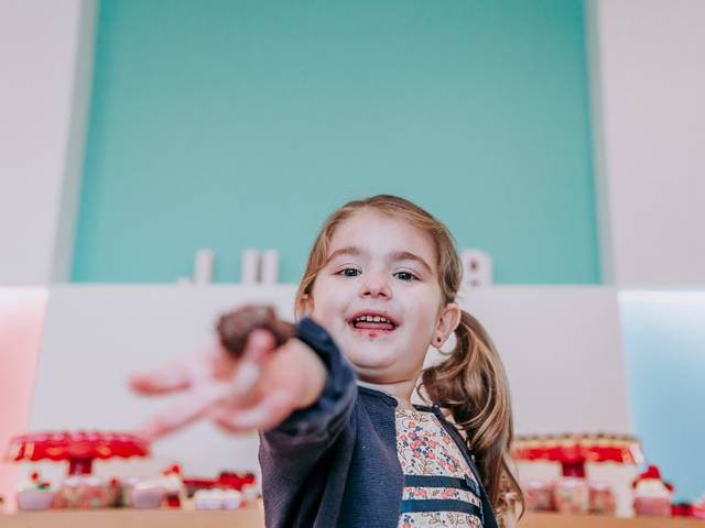 Festa Infantil de 3 anos Júlia . Festa Infantil Tema Joaninha . Fotografia de Família