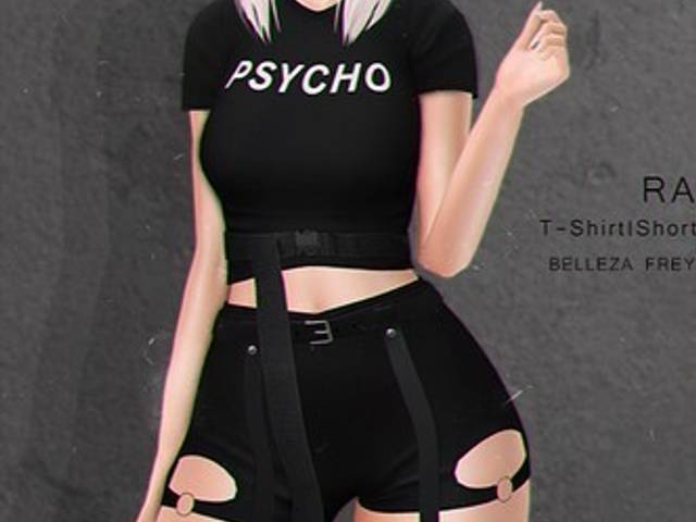 Outfit de Short preto com cinta liga / Blusa preta com cinto